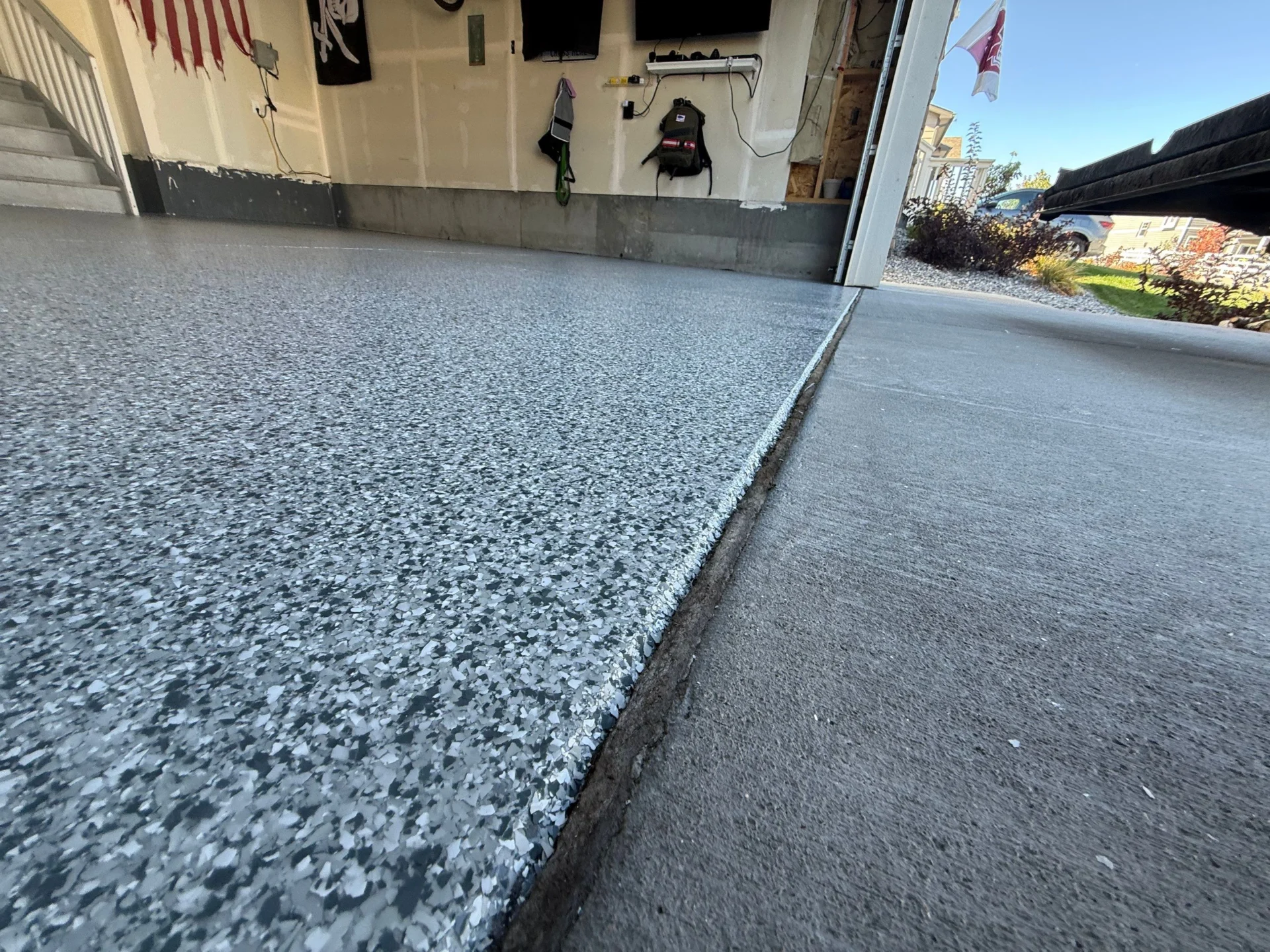 Castle Rock Garage Floor Coating: Gravel Flakes & Wood Stairs! Castle Rock Garage Floor Coating: Gravel Flakes & Wood Stairs!