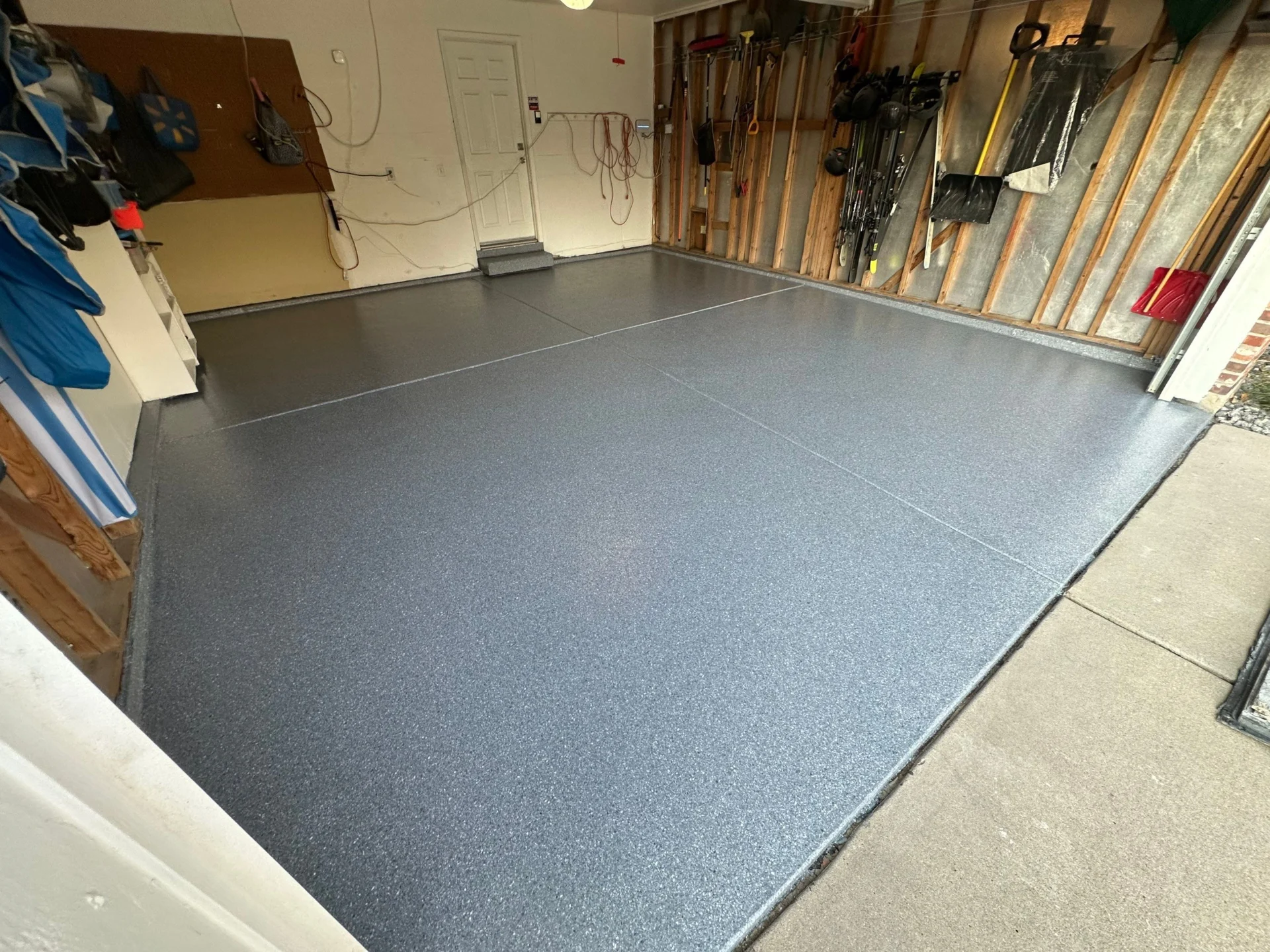 Centennial CO Garage Floor Coating: Fast, Durable, & Stylish!