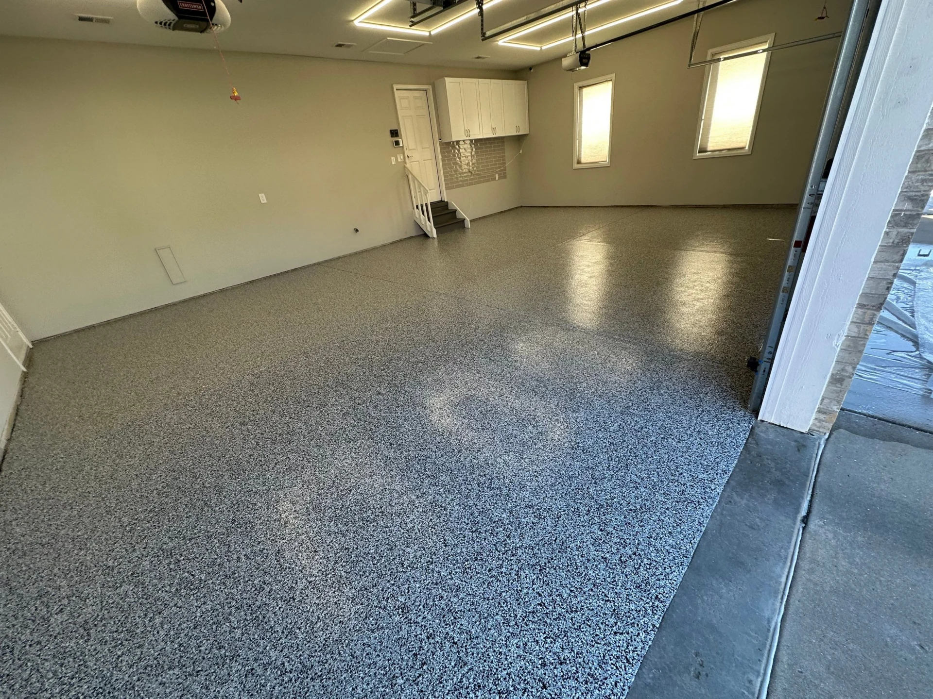 Aurora Garage Floor: Polyaspartic Coating Refreshed