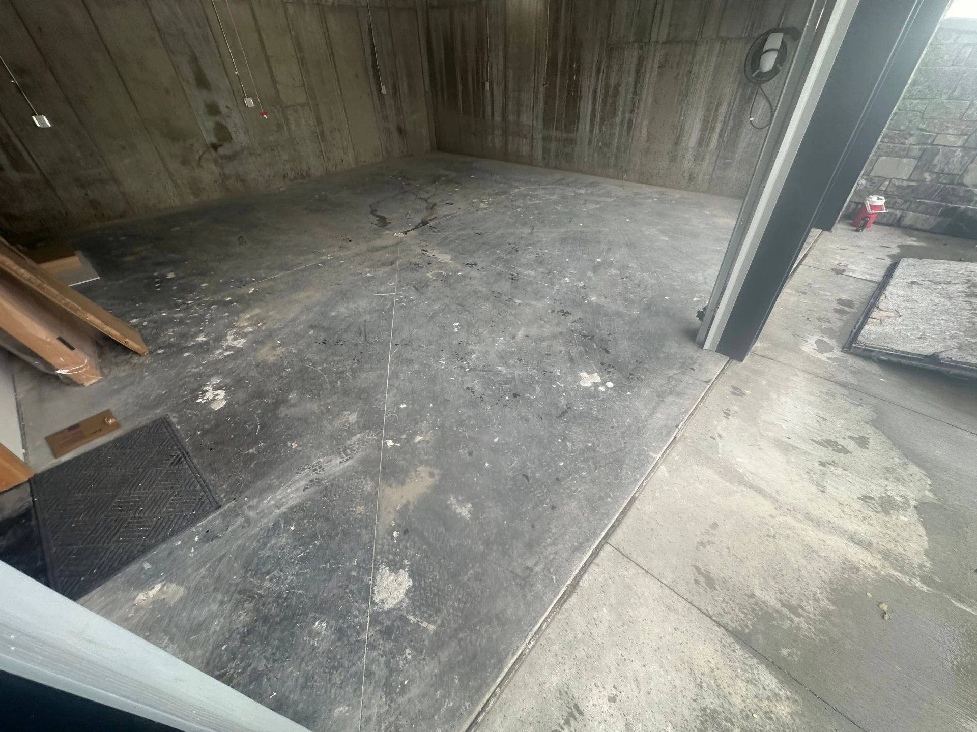 Fraser Garage Floor Coating: Gravel Flake Polyaspartic
