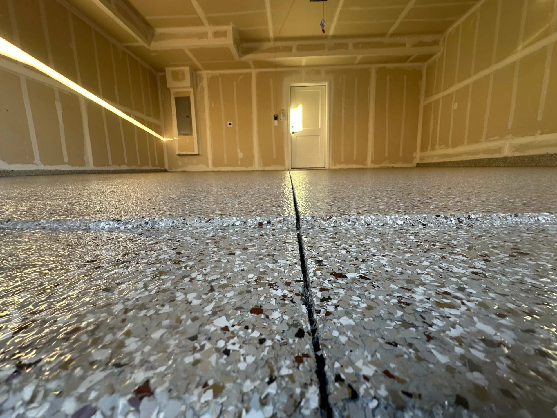 Denver New Build Garage Floor: Creekbed Flake in 1 Day