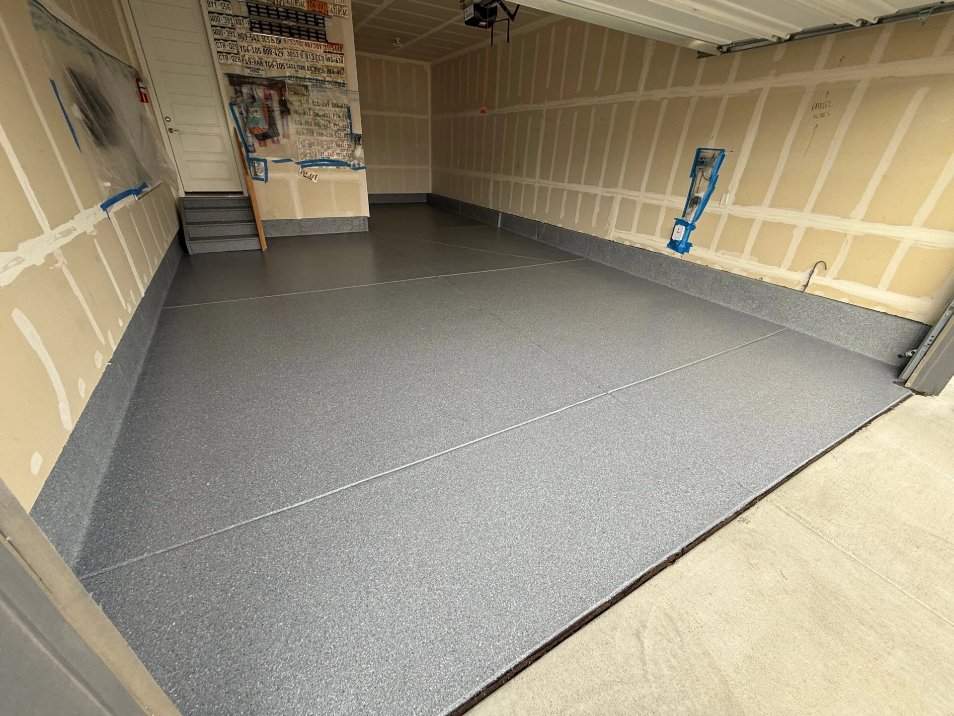 Why Denver Homeowners are Choosing Professional Polyaspartic Coatings Over DIY Kits