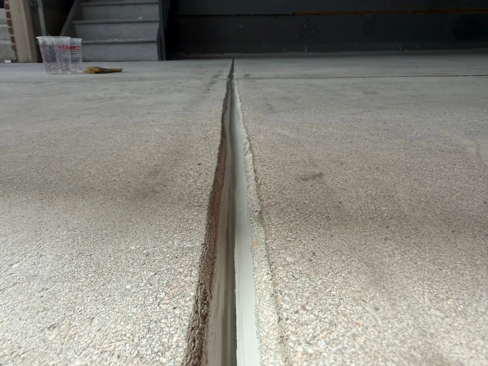 Aurora Polyaspartic Garage Floor & Steps