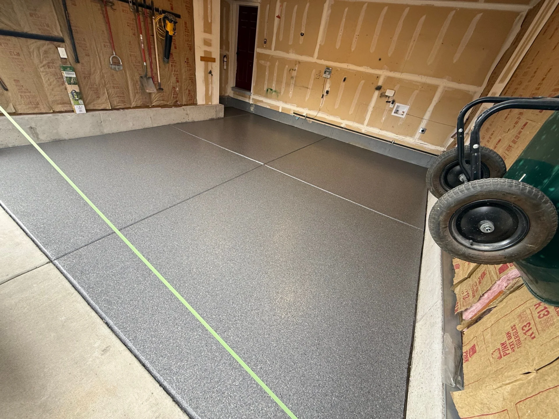 Colorado Springs Garage Floor Upgrade: Durable & Affordable