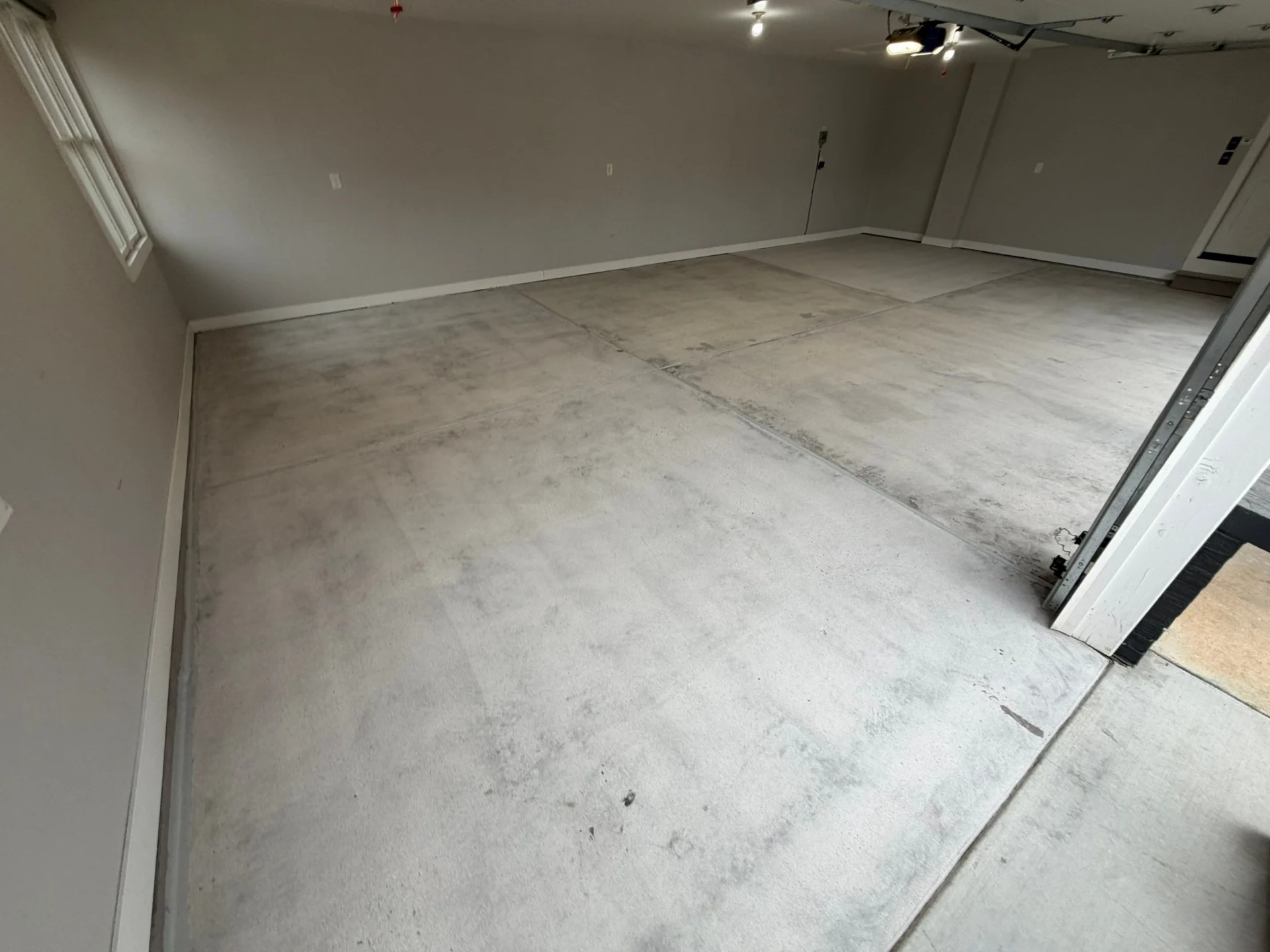 Broomfield Polyaspartic Garage: Cabin Fever Flake & Wood Step