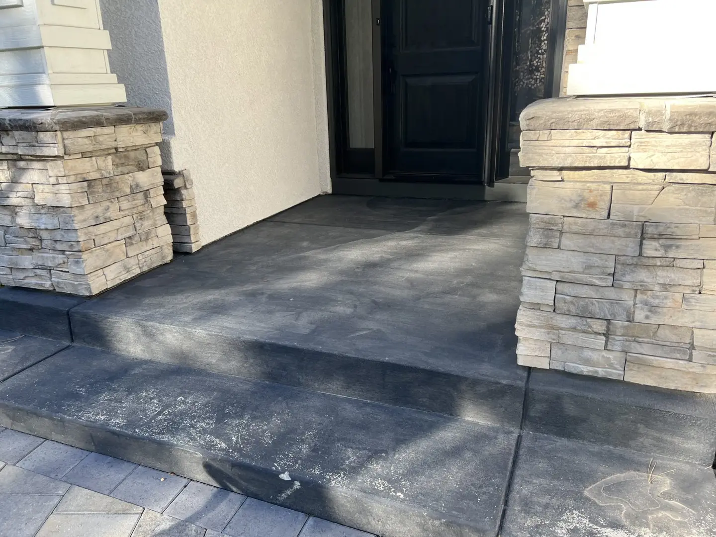 before-after-images-8 Concrete Color Restoration